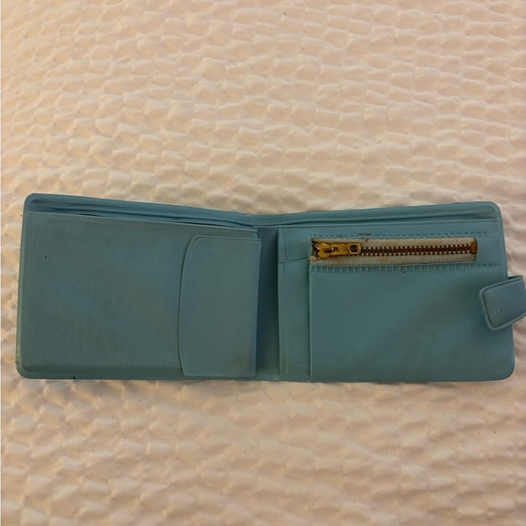 Vintage Floral Wallet - Picture 2 of 5